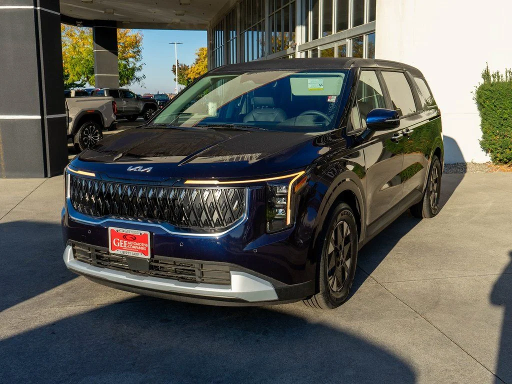 New 2026 Deep Chroma Blue Kia LXS image 3