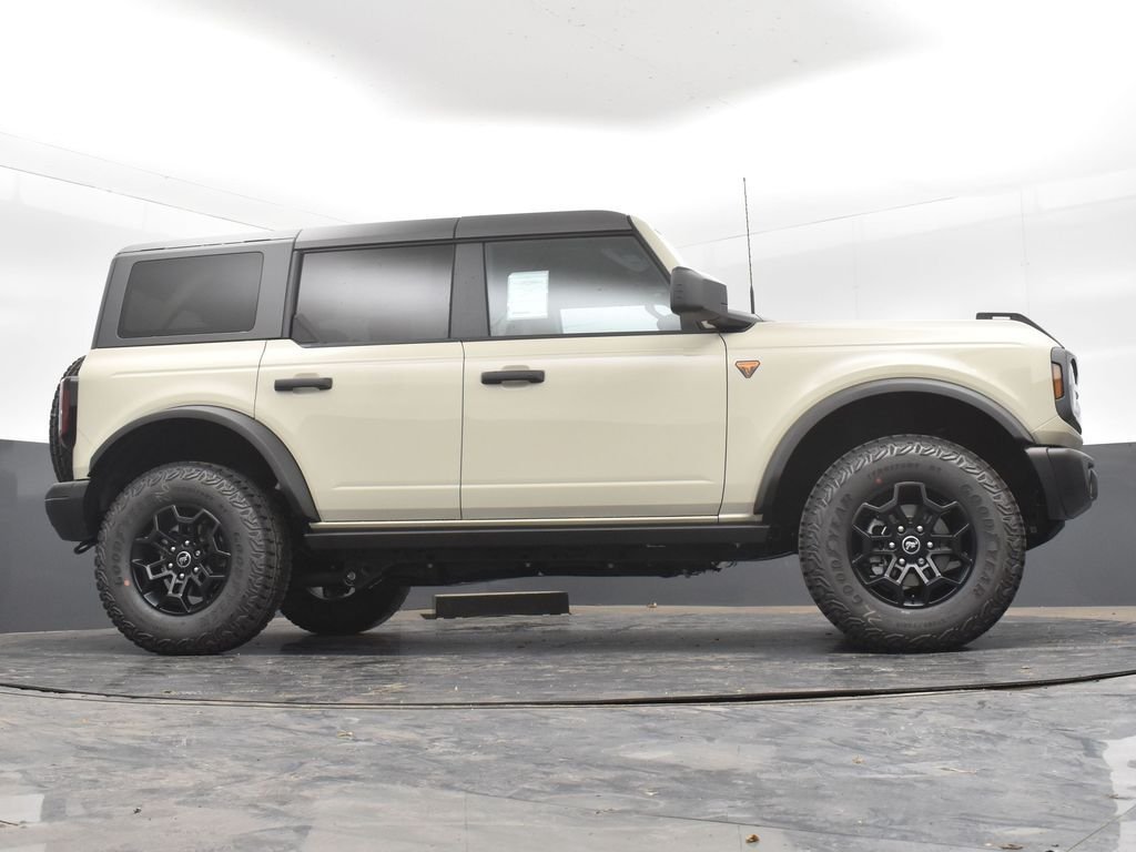 New 2026 Desert Sand Ford Badlands® image 24