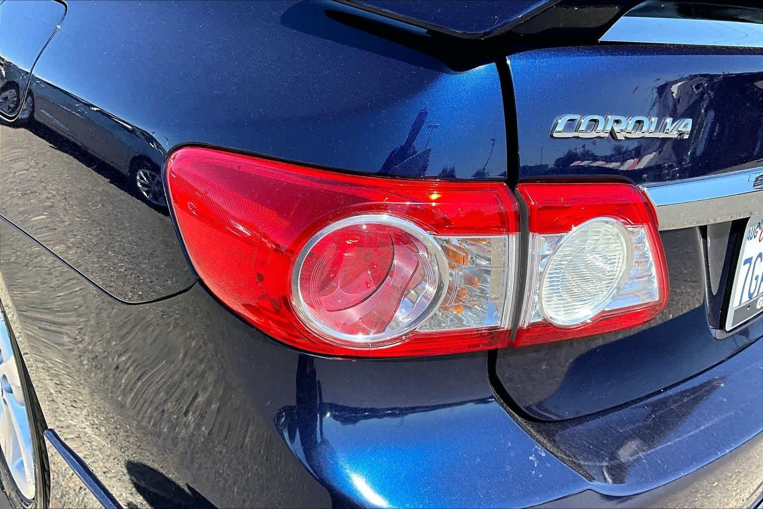 Used 2011 Nautical Blue Metallic Toyota LE image 28