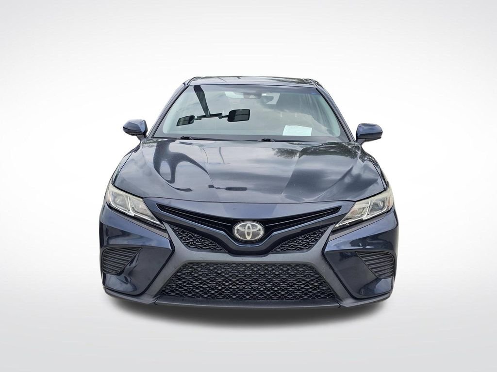Used 2018 Blue Toyota SE image 3