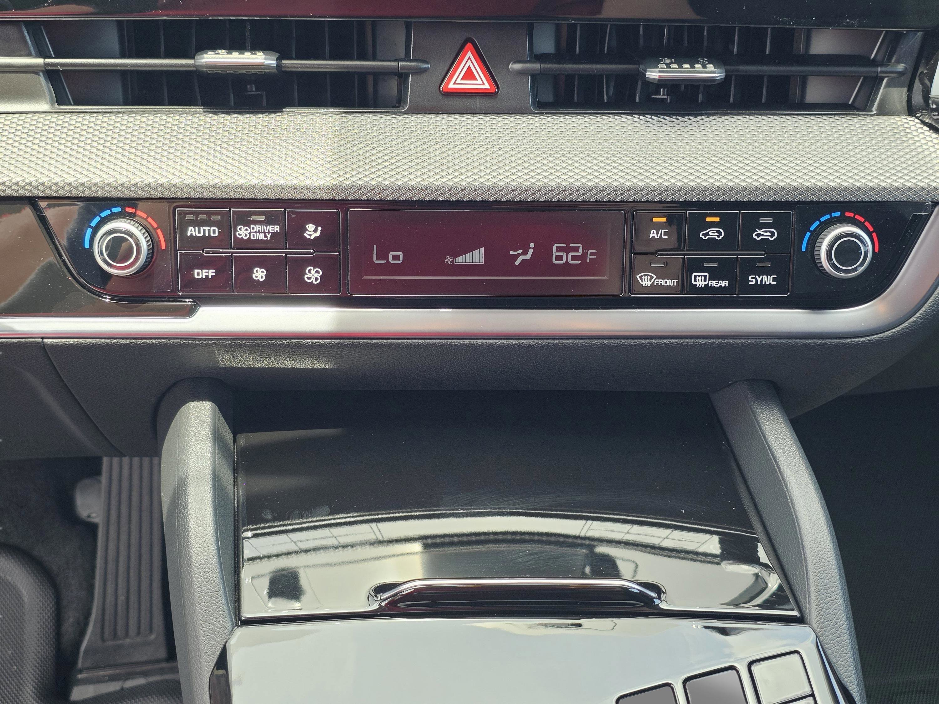 2025 Kia Sportage LX Hybrid - Photo 26