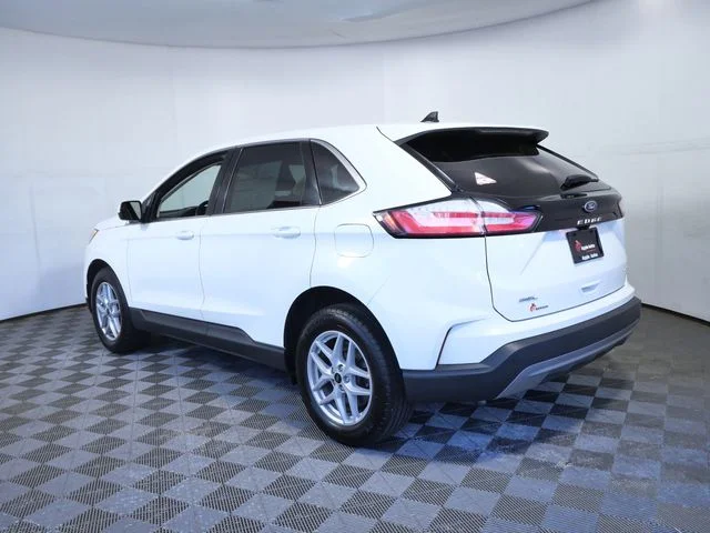 Used 2024 White Ford SEL image 6