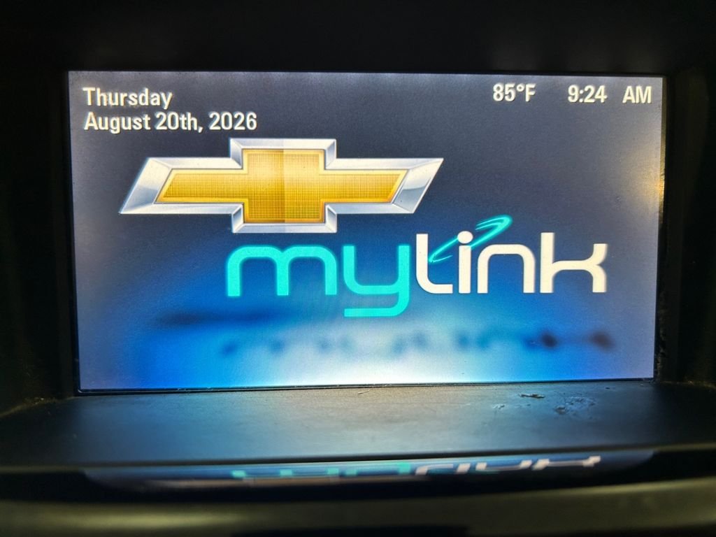 Used 2015 Silver Chevrolet 2LT image 11