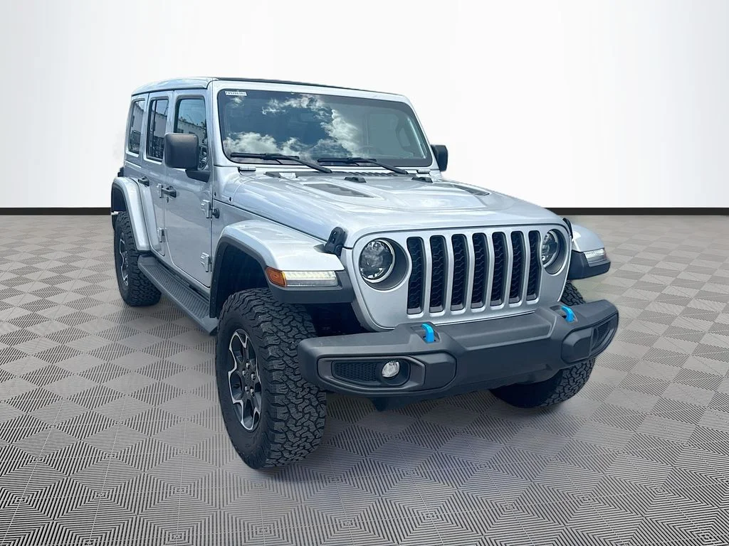 Used 2023 Silver Jeep Rubicon 4xe image 4
