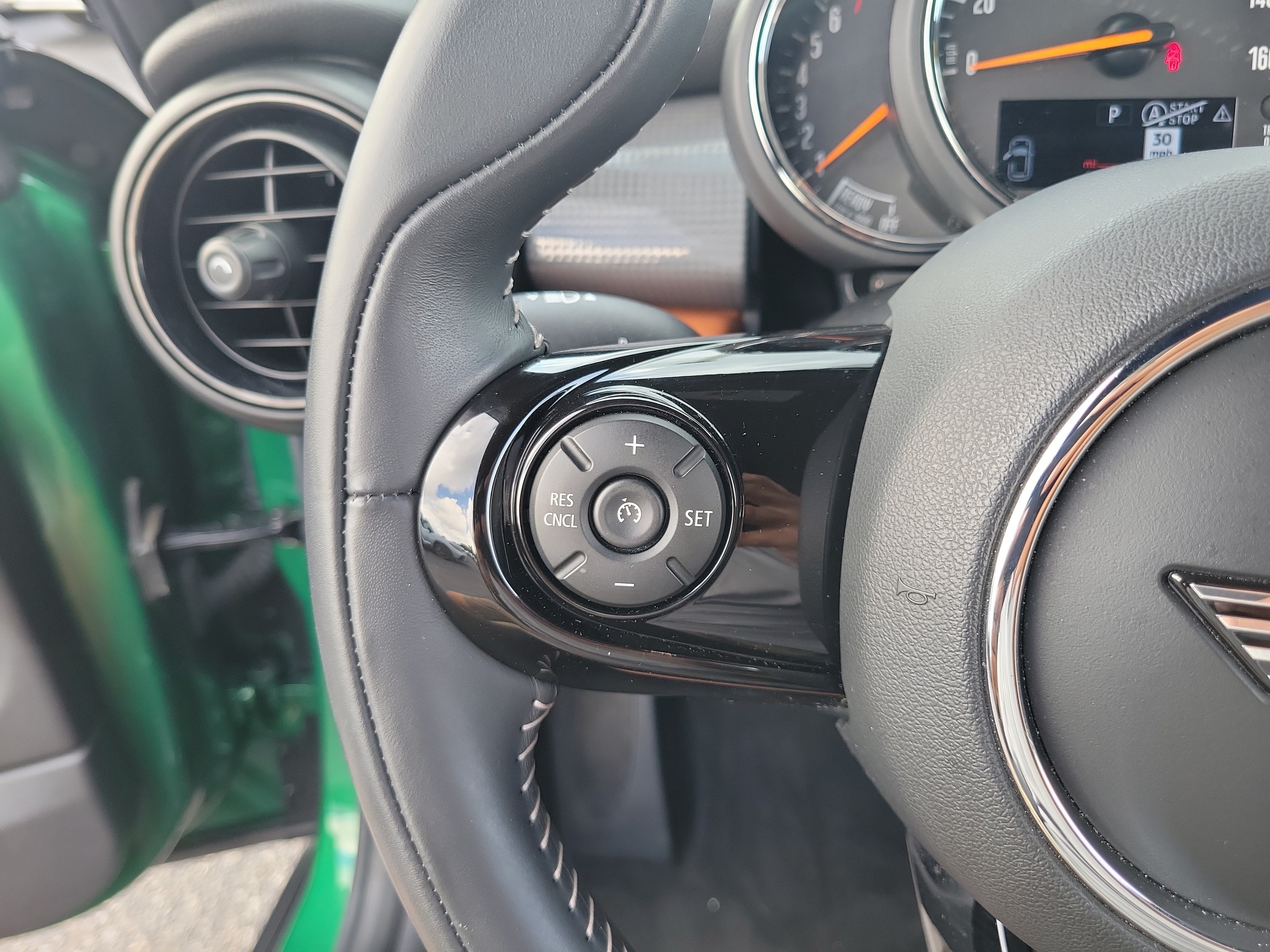Used 2020 British Racing Green IV Metallic MINI Cooper image 18