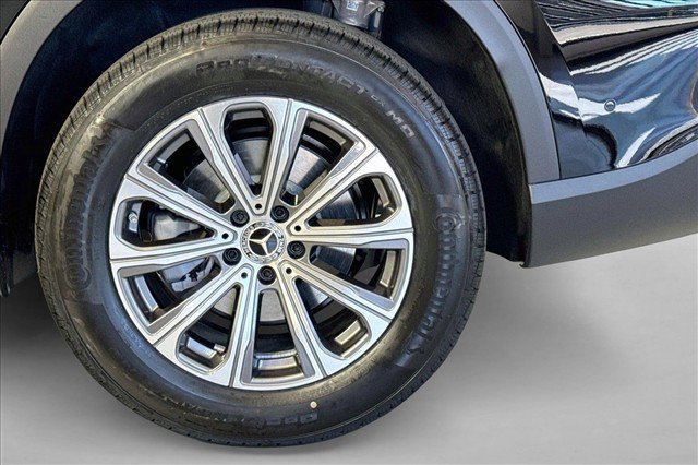 New 2026 Black Mercedes-Benz GLC 300 image 59
