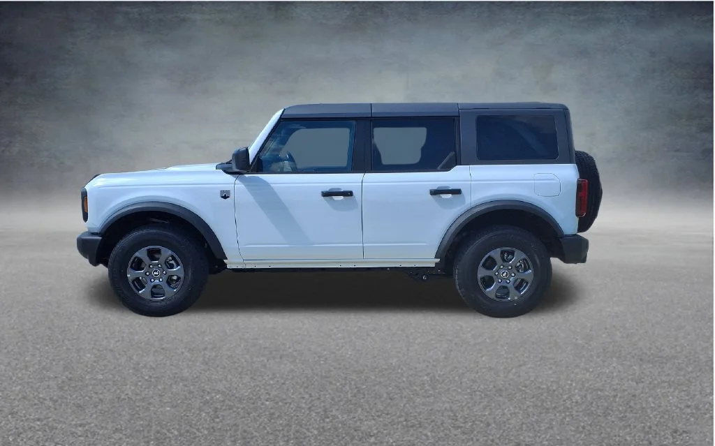 Used 2025 White Ford Big Bend image 4