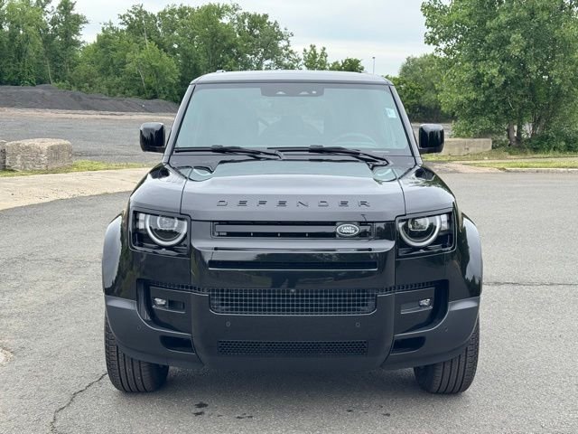 New 2026 Santorini Black Land Rover S image 8