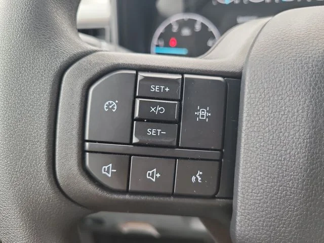New 2025 Oxford White Ford XL image 24