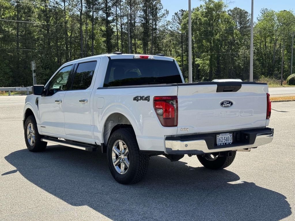 Used 2025 White Ford XLT image 23