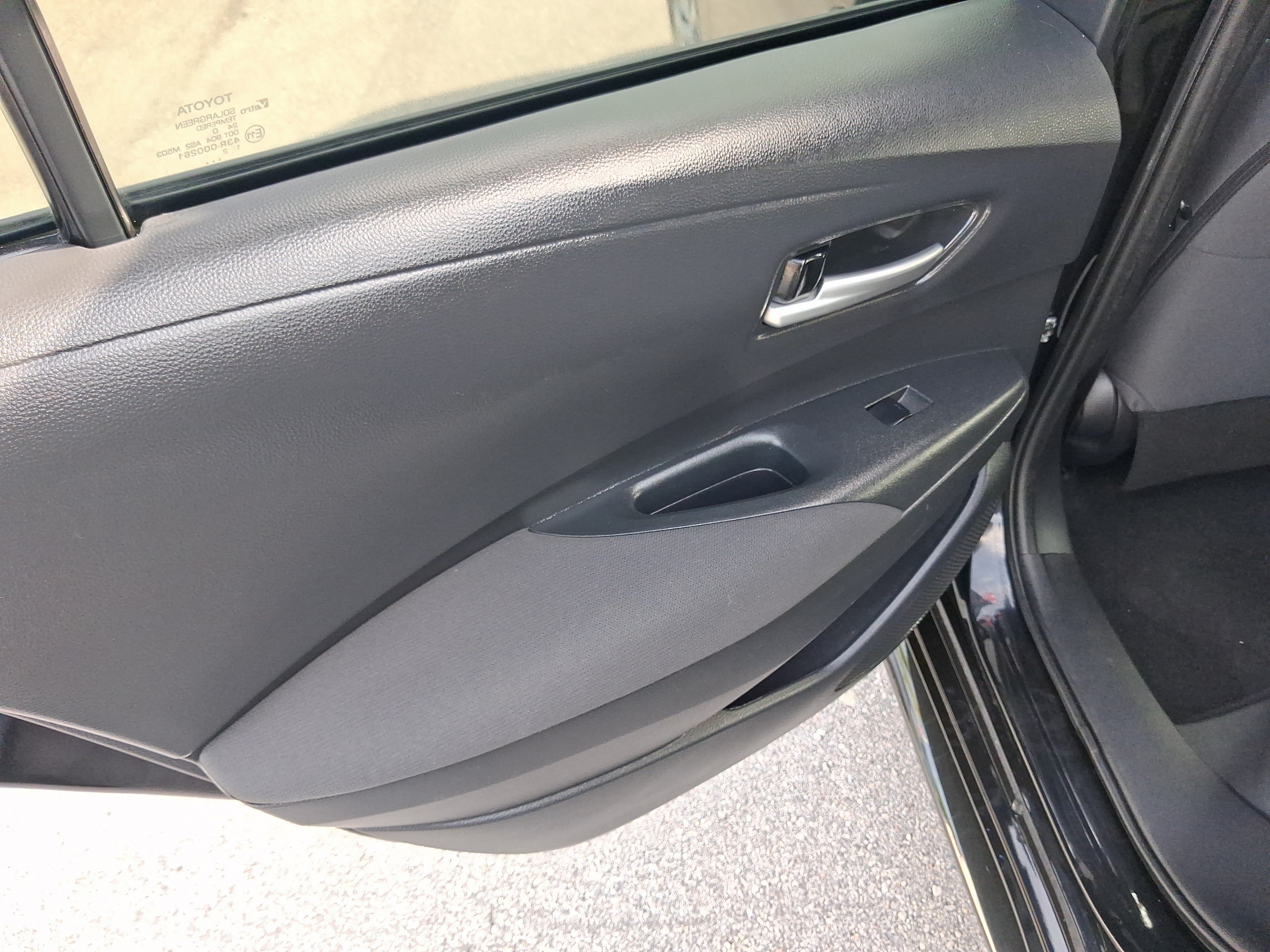 Used 2020 Black Toyota LE image 12