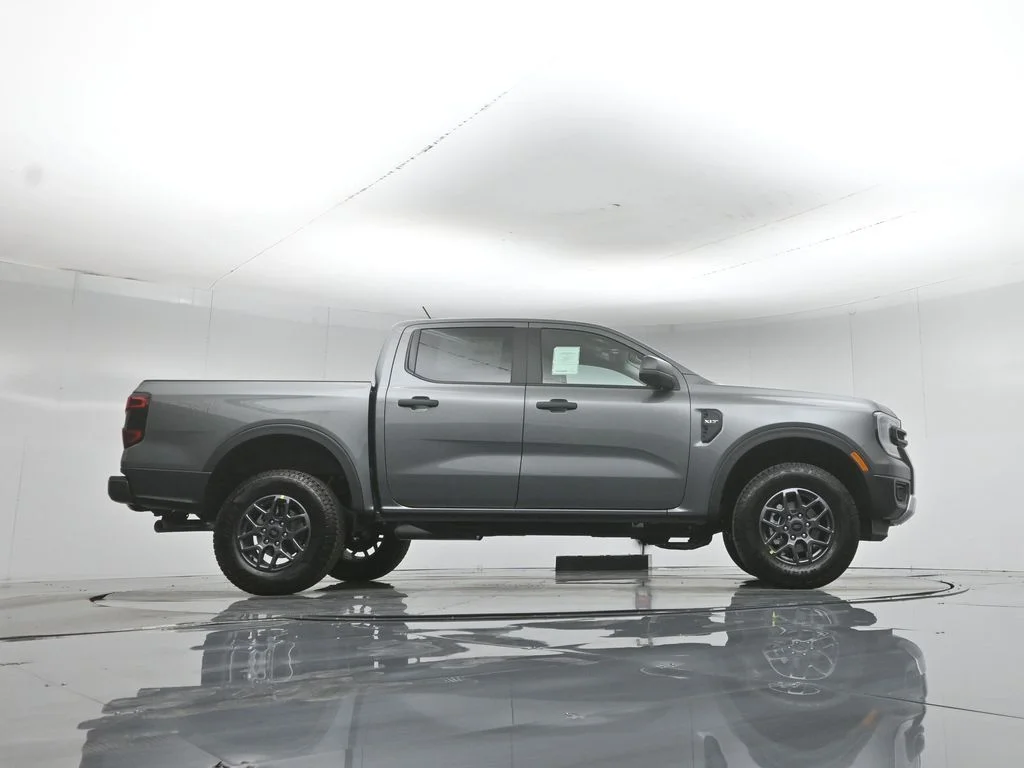 New 2026 Carbonized Gray Metallic Ford XLT image 44