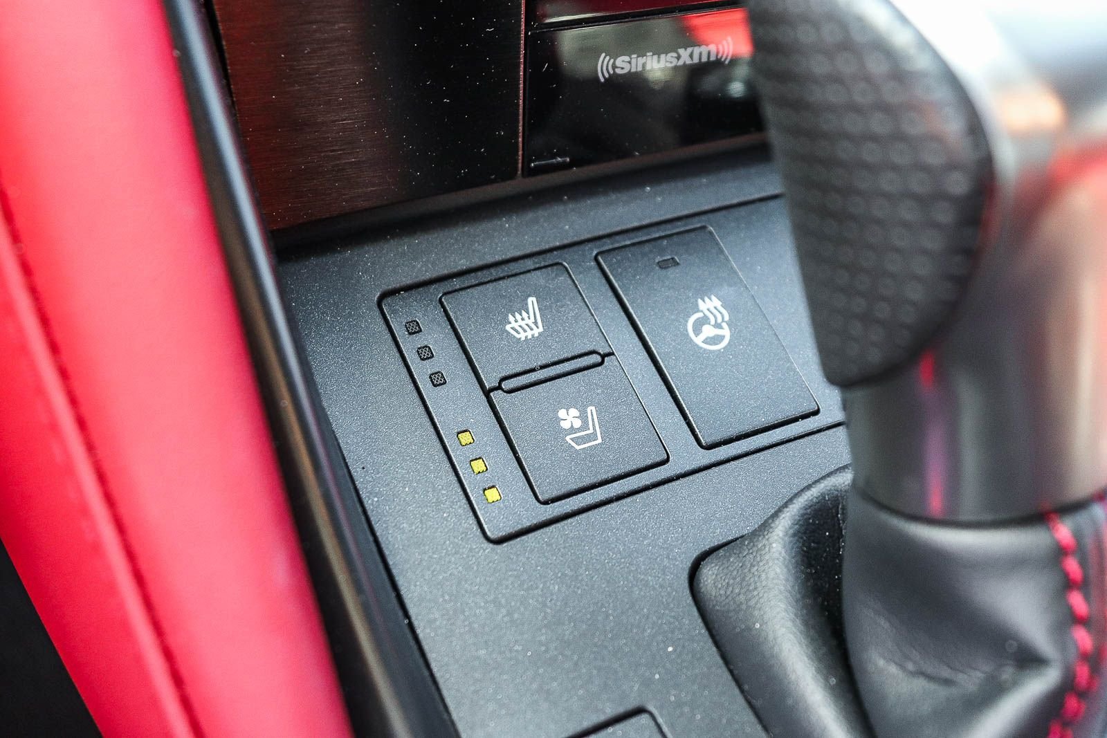 Used 2023 White Lexus 500 F SPORT Performance Premium image 21