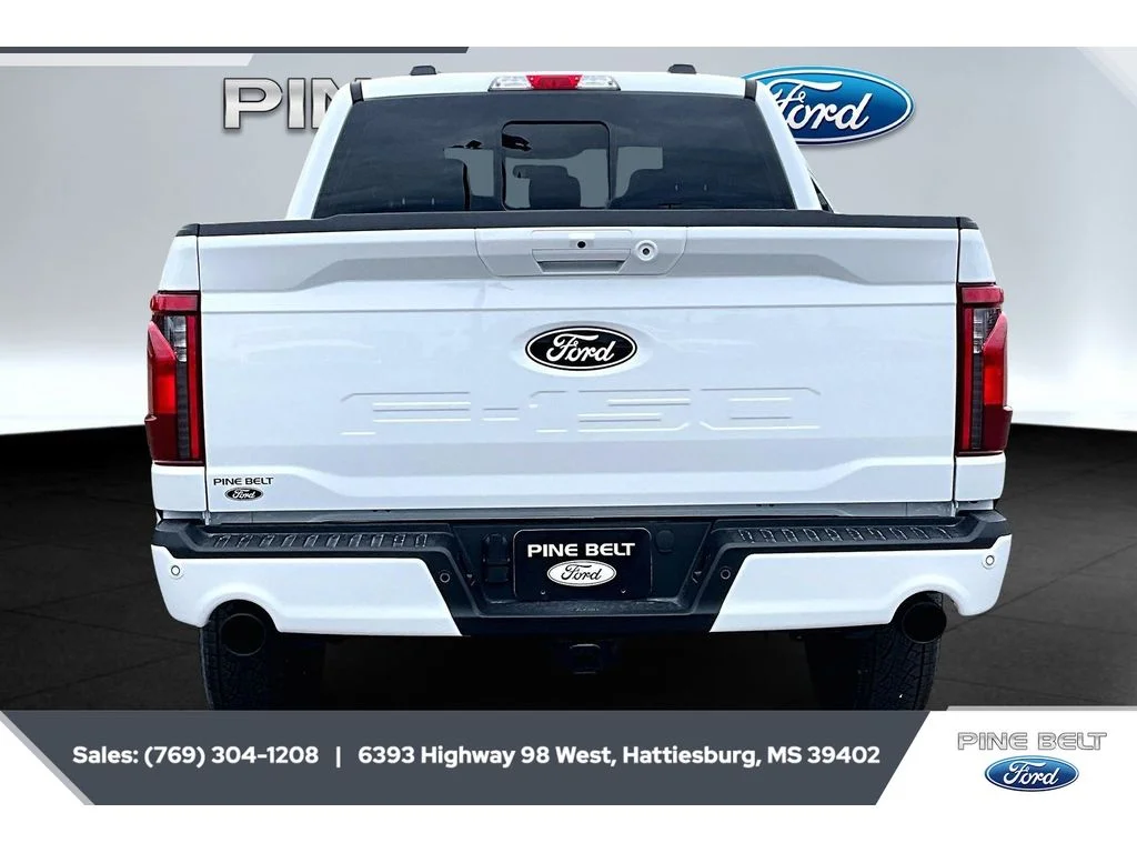 New 2026 Oxford White Ford XLT image 4