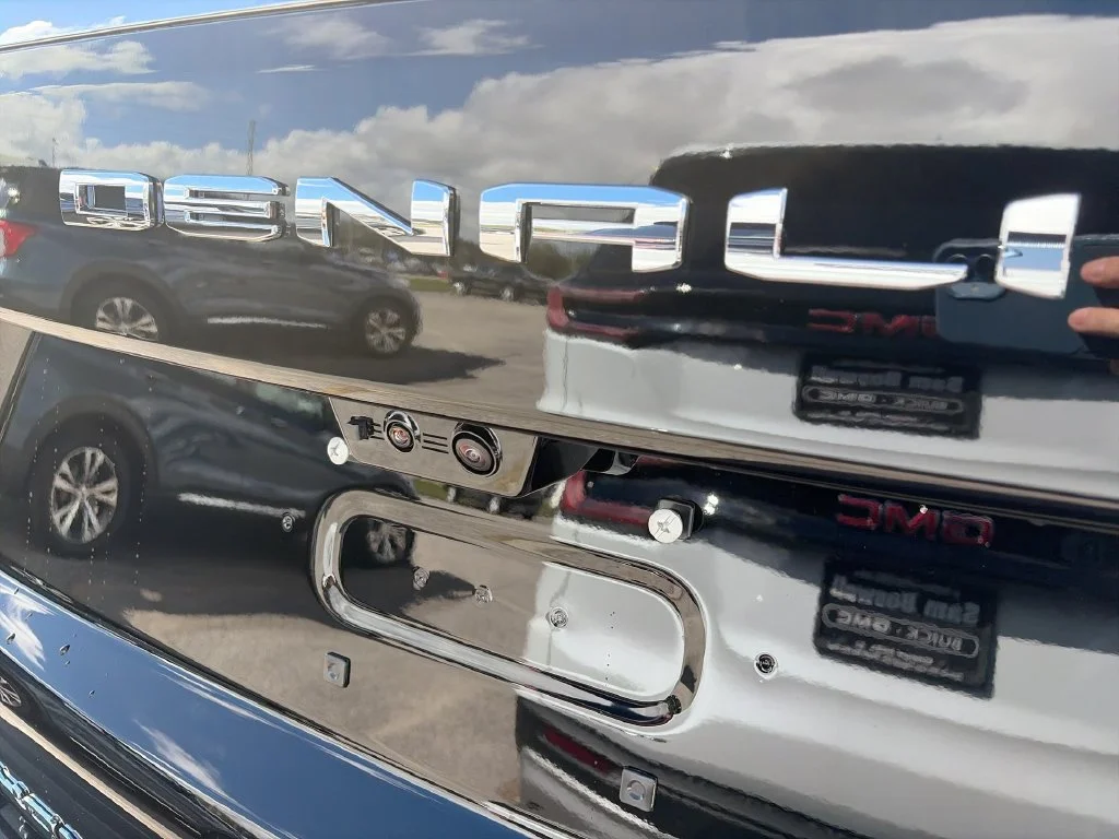 2026 GMC Yukon XL Denali - Photo 35