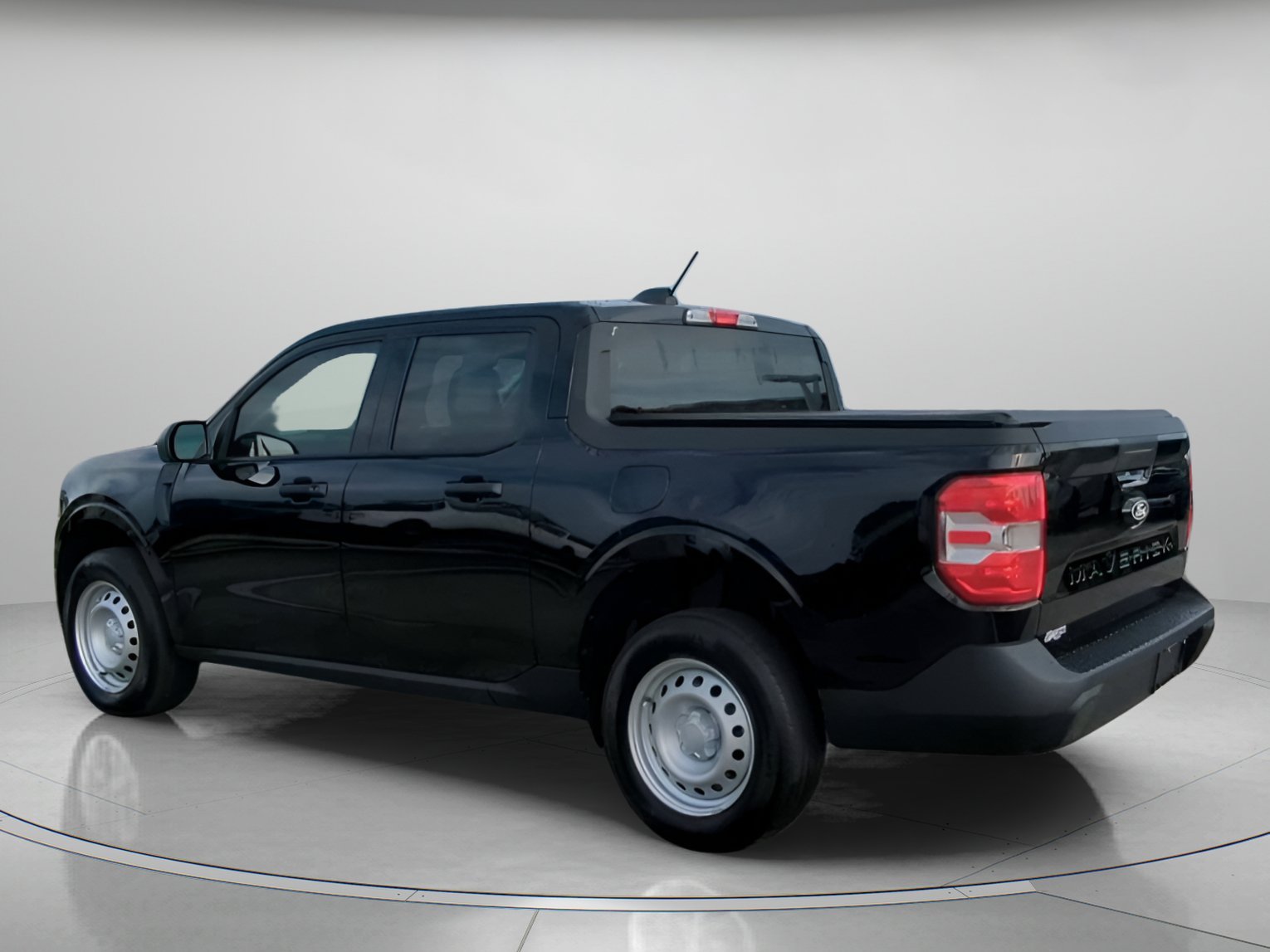 New 2026 Shadow Black Ford XL image 17
