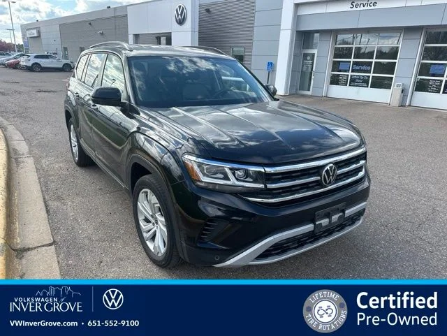 2022 Volkswagen Atlas 3.6L SE w/Tech 4MOTION's photo