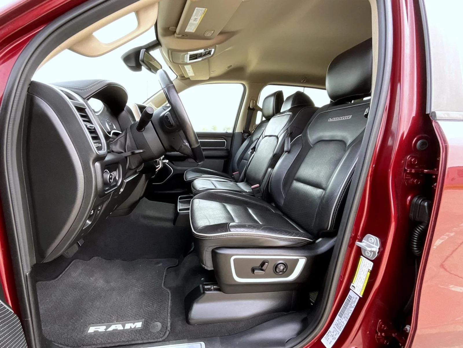Used 2019 Red Ram Laramie image 10