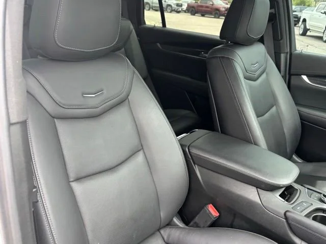 Used 2024 Crystal White Tricoat Cadillac Sport image 25