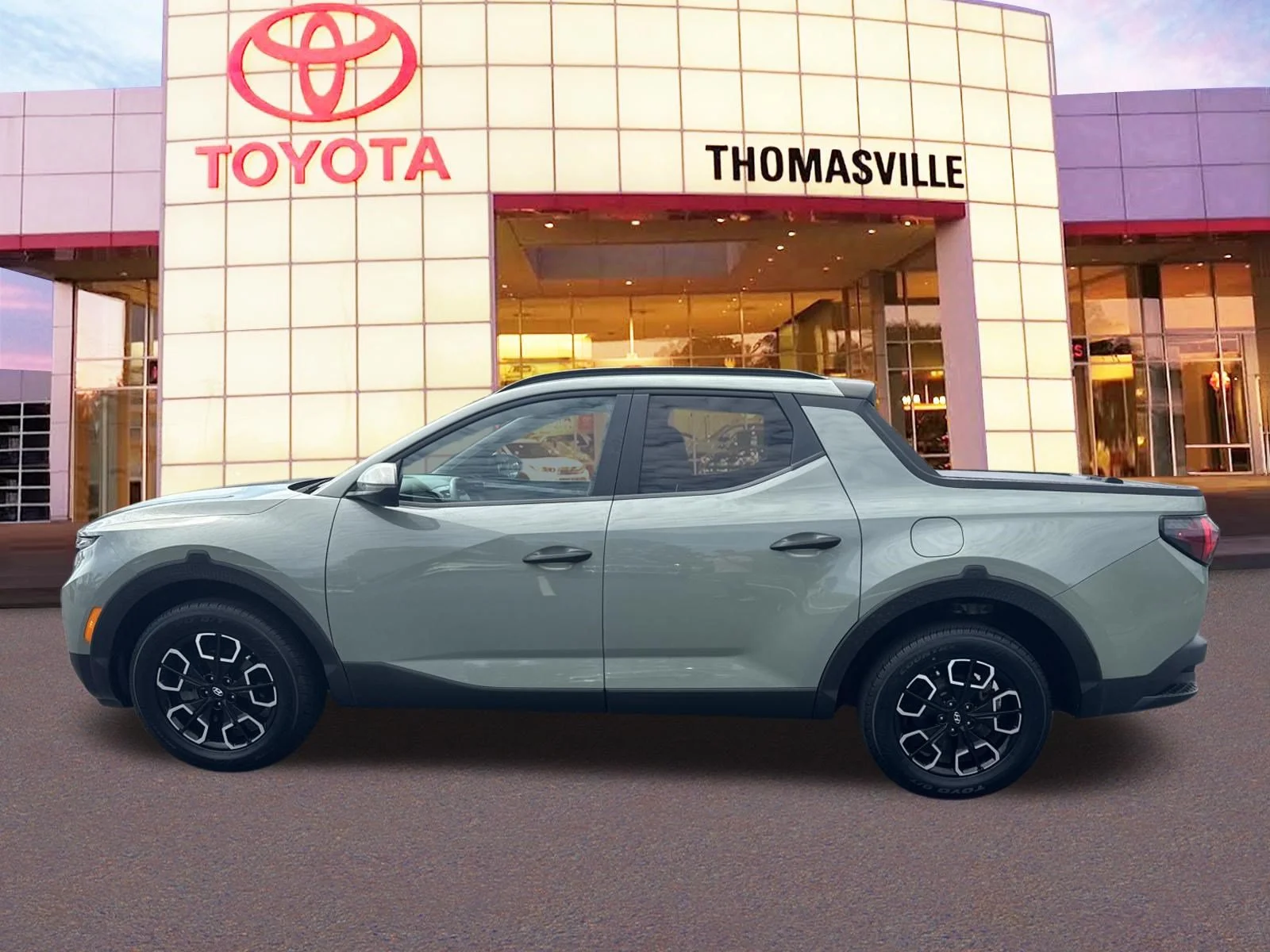 Used 2022 Sage Gray Hyundai SEL image 8