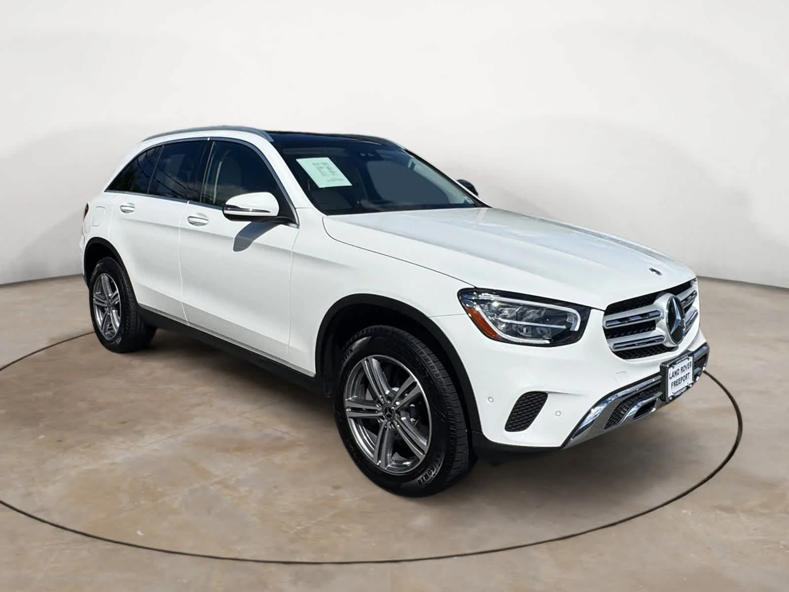 2022 Mercedes-Benz GLC GLC300 - Photo 7