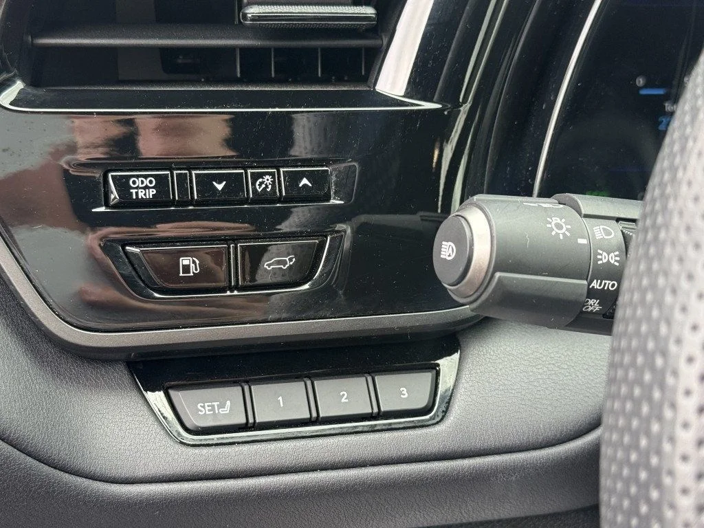 Used 2026 Incognito Lexus TX 500h F SPORT Performance Luxury AWD image 15