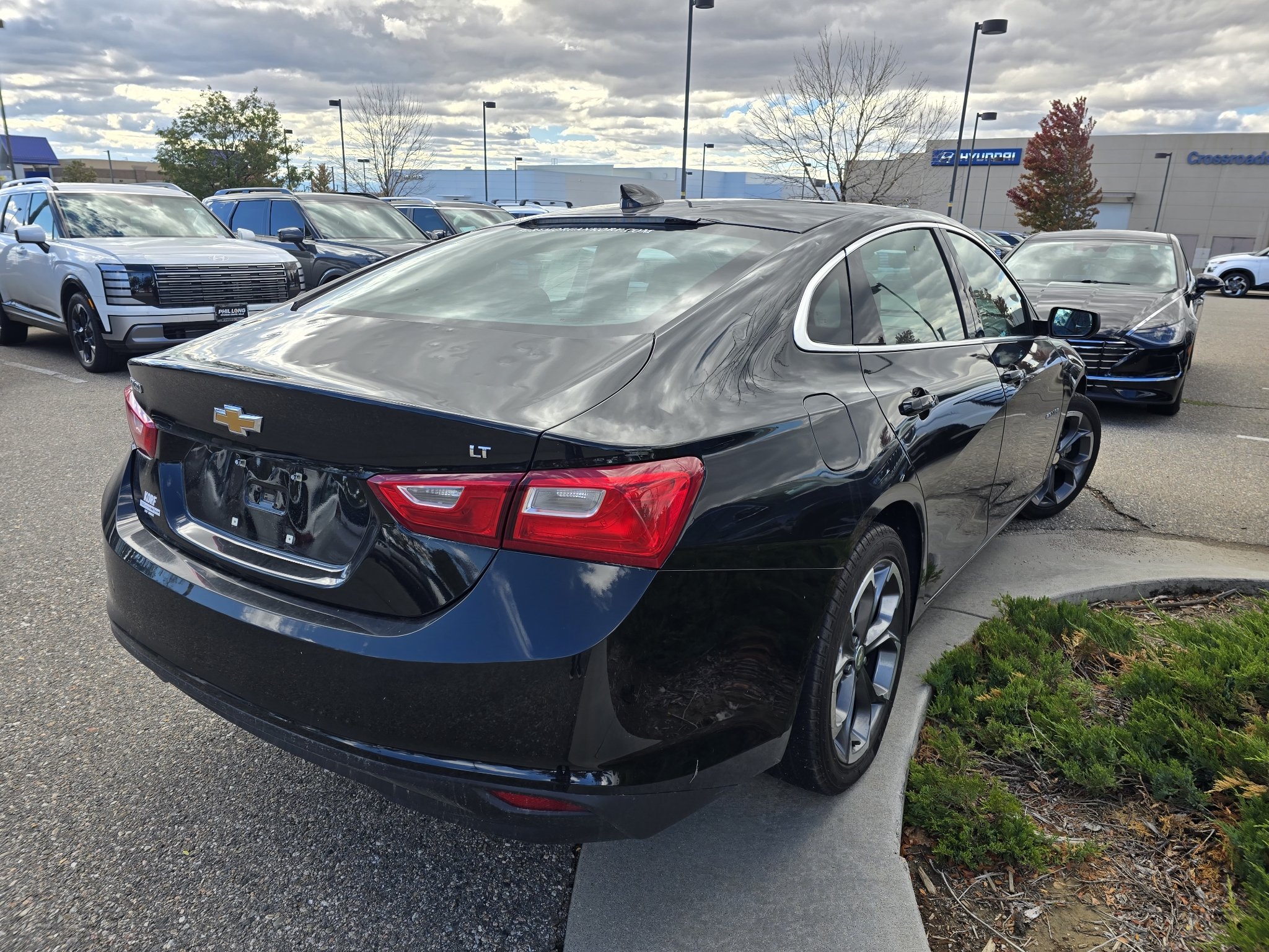 Used 2023 Mosaic Black Metallic Chevrolet LT image 16