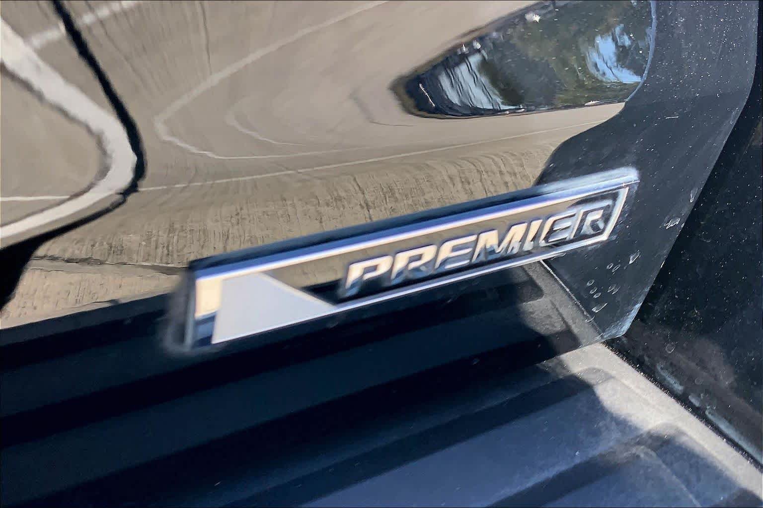 Used 2017 Black Chevrolet Premier image 9