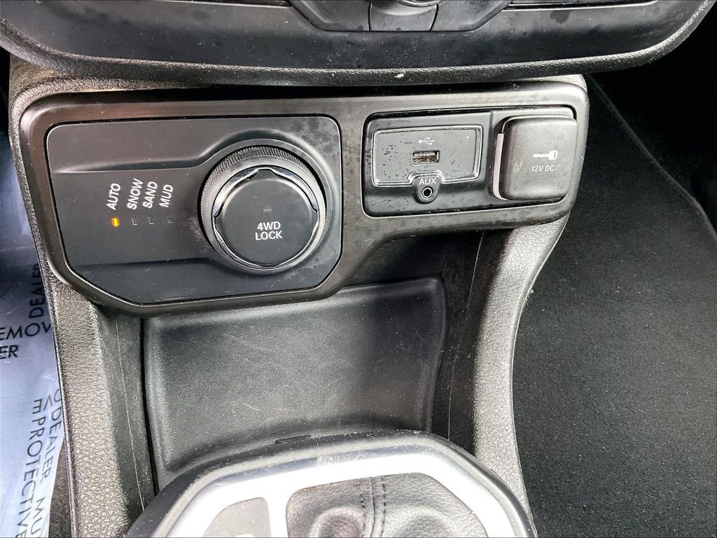 Used 2021 Slate Blue Pearlcoat Jeep Sport image 31