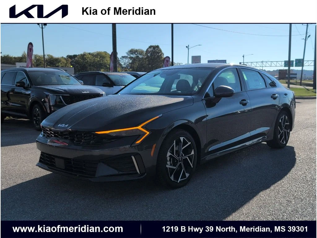 2025 Kia Optima EX FWD's photo