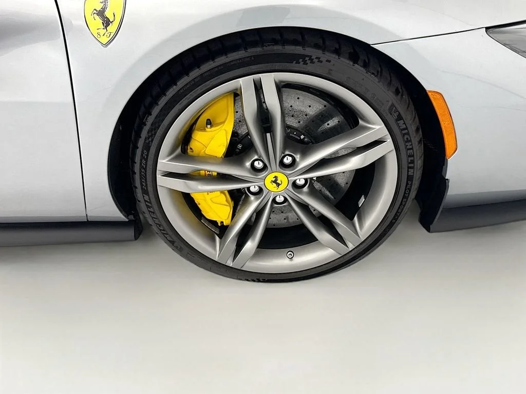 Used 2024 Grigio Titanio Metall Ferrari  image 29