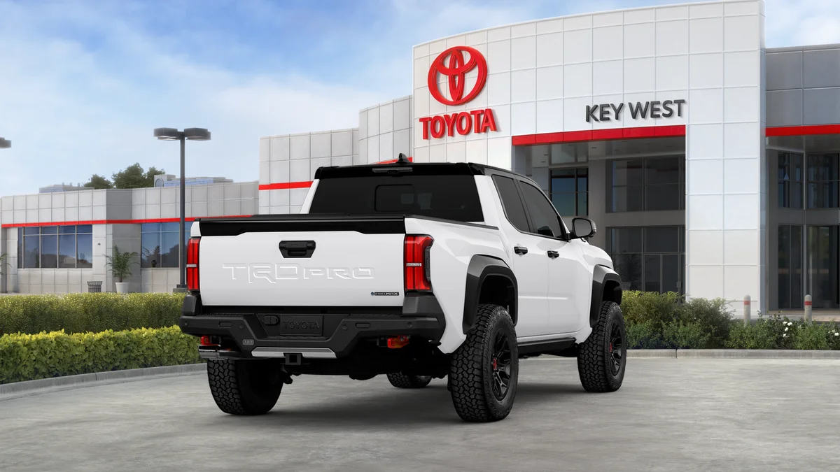 2026 Toyota Tacoma TRD Pro - Photo 31