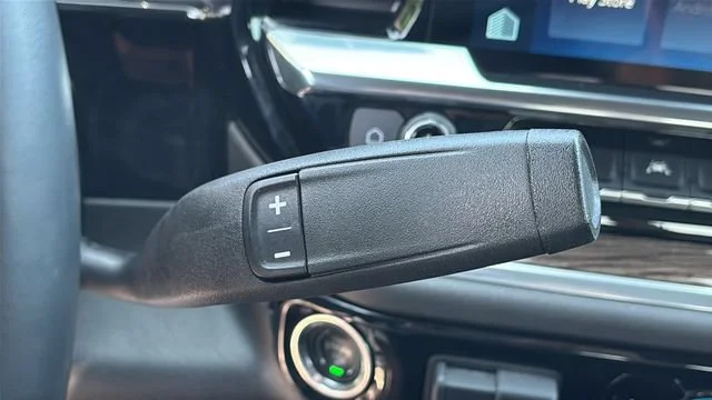 Used 2025 Black Chevrolet RST image 29