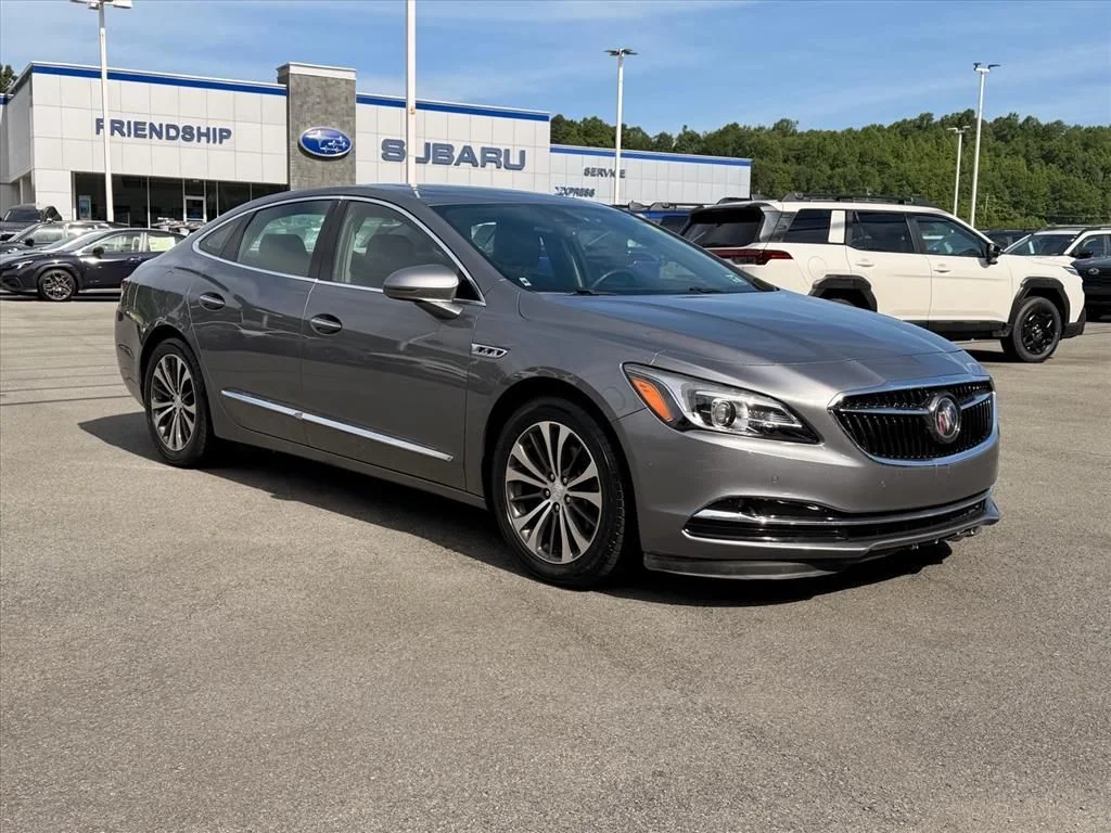 Used 2018 Gray Buick Premium I Group image 16