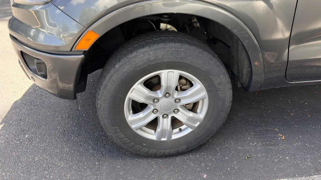 Used 2019 Magnetic Metallic Ford XLT image 10