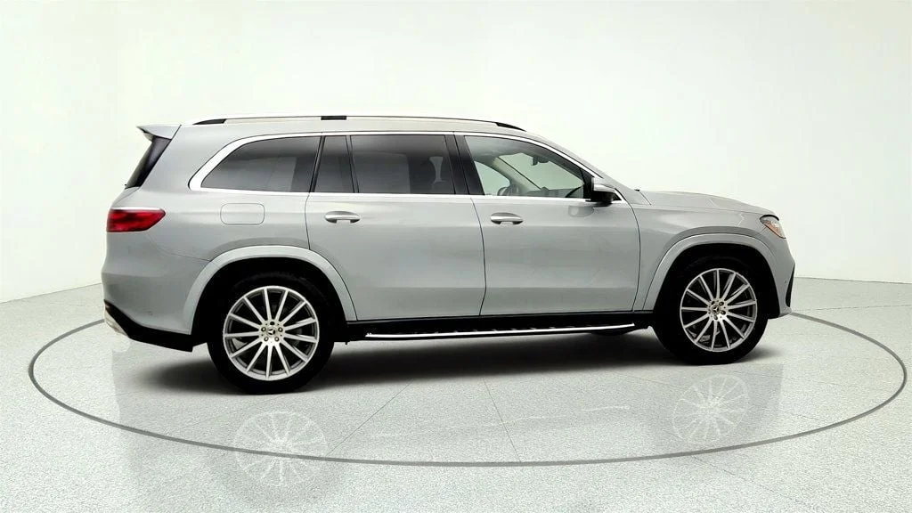 Used 2024 MANUFAKTUR Alpine Grey Mercedes-Benz GLS 580 4MATIC® SUV, Pinnacle w/ Executive Rear Seat Package Plus image 4
