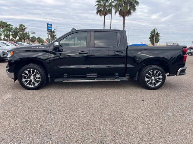 Used 2024 Black Chevrolet LT image 4