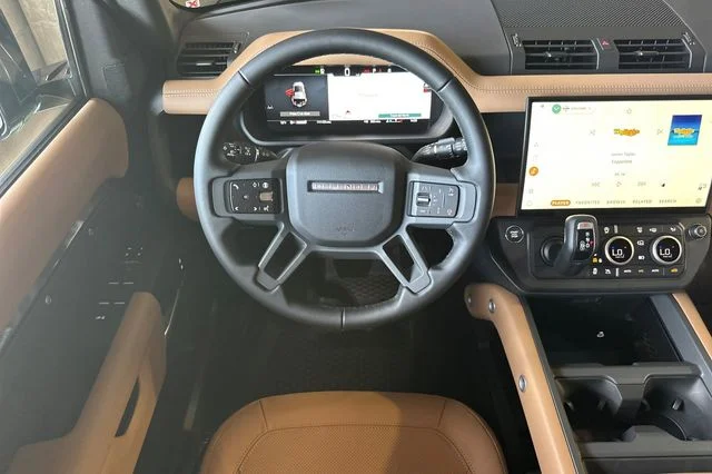 New 2026 Woolstone Green Land Rover S image 13
