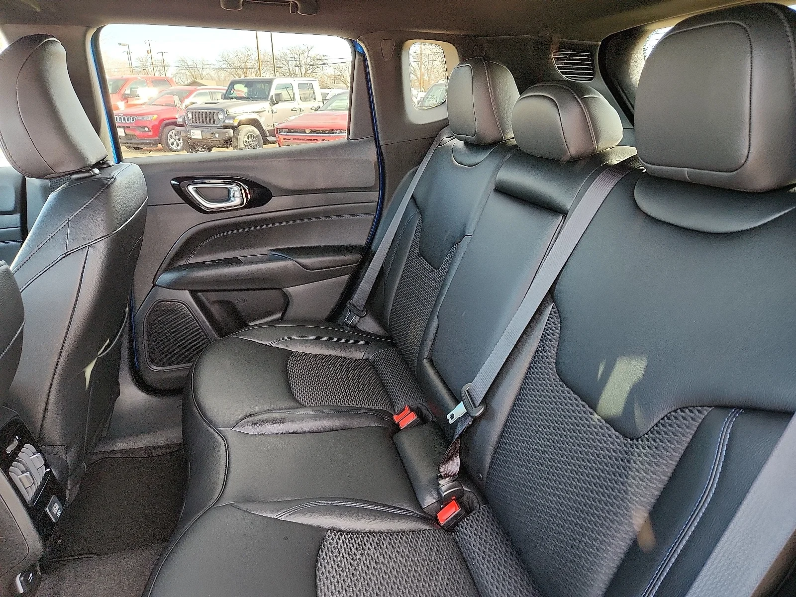 New 2026 Blue Jeep LATITUDE ALTITUDE 4X4 image 10