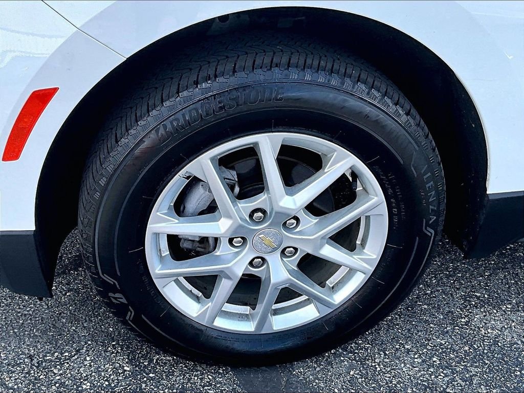 Used 2024 White Chevrolet LT image 7