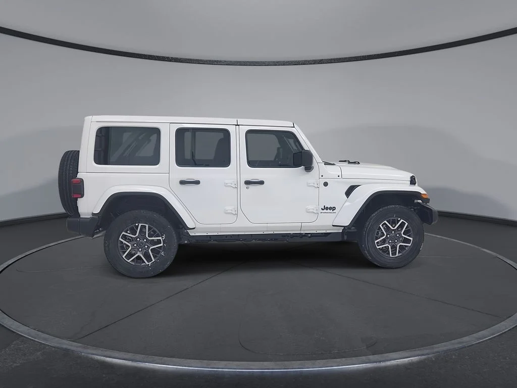 New 2026 Bright White Clear-Coat Exterior Paint Jeep Sahara image 15