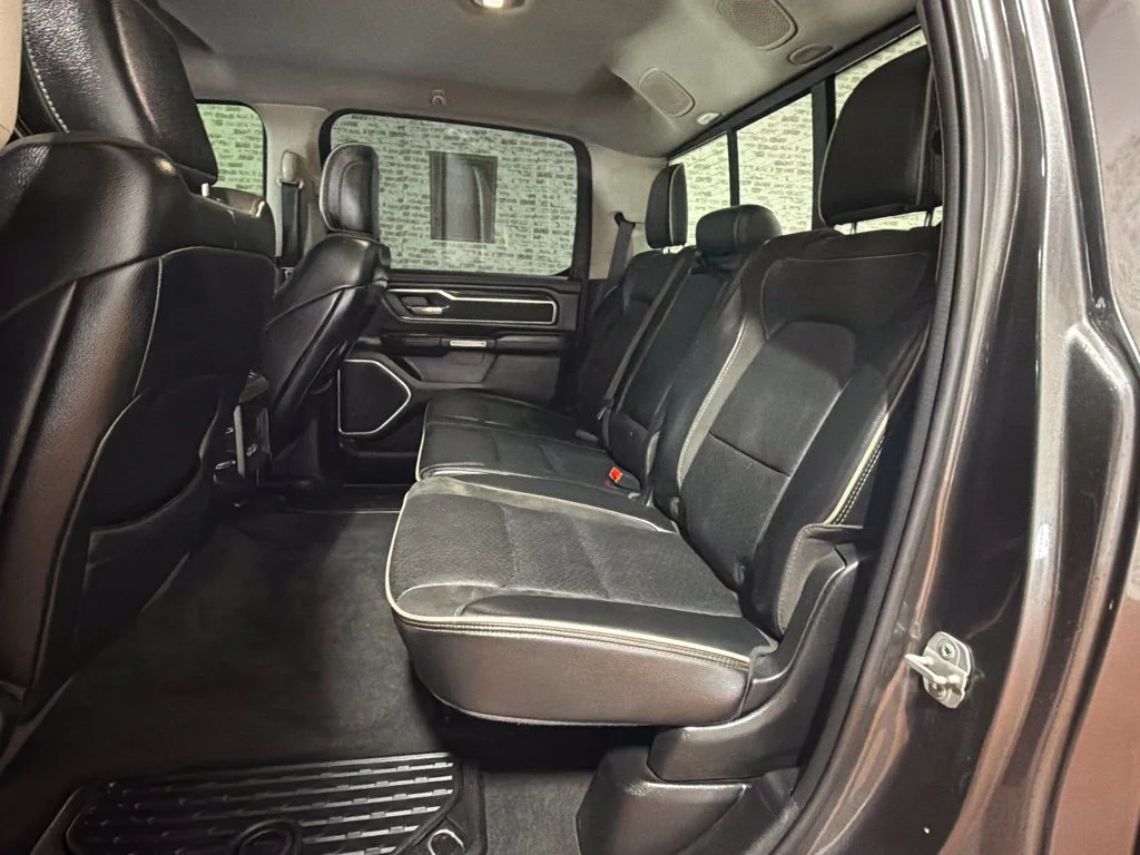 Used 2022 Granite Crystal Metallic Clearcoat Ram Laramie image 18