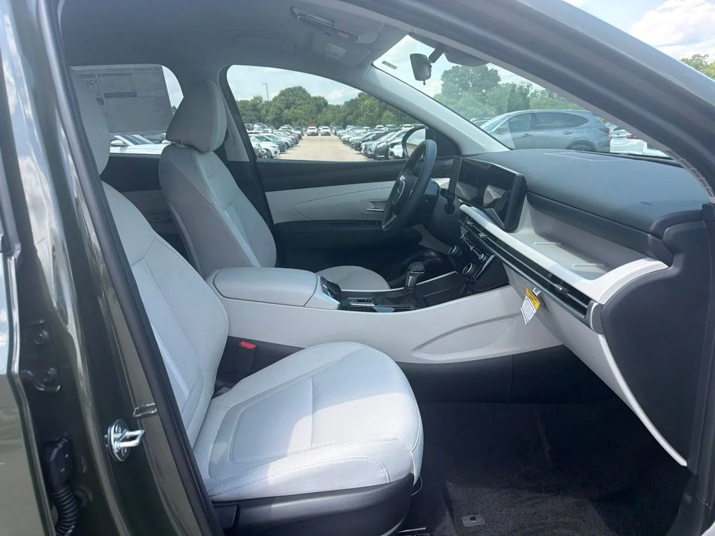 New 2026 Rockwood Green Hyundai SEL image 9