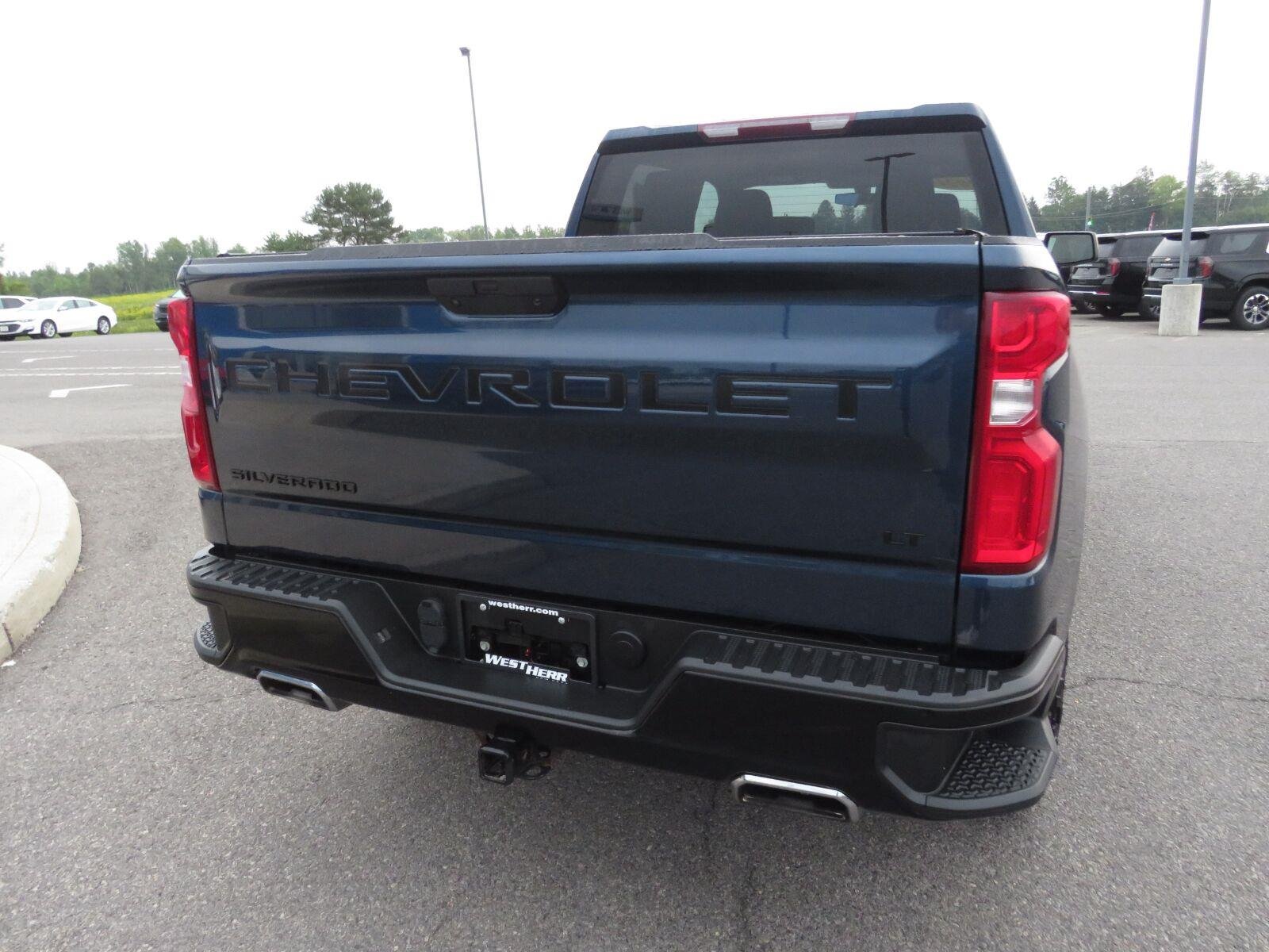 Used 2021 Northsky Blue Metallic Chevrolet LT Trail Boss image 9