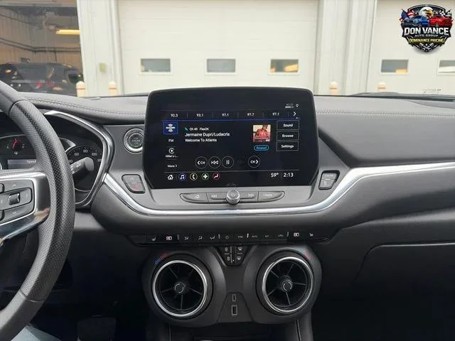 Used 2025 Black Chevrolet LT image 19