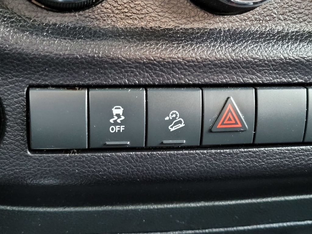 Used 2018 Gray Jeep Unlimited Sport image 21