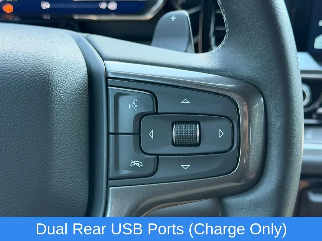 Used 2025 Iridescent Pearl Tricoat Chevrolet High Country image 19