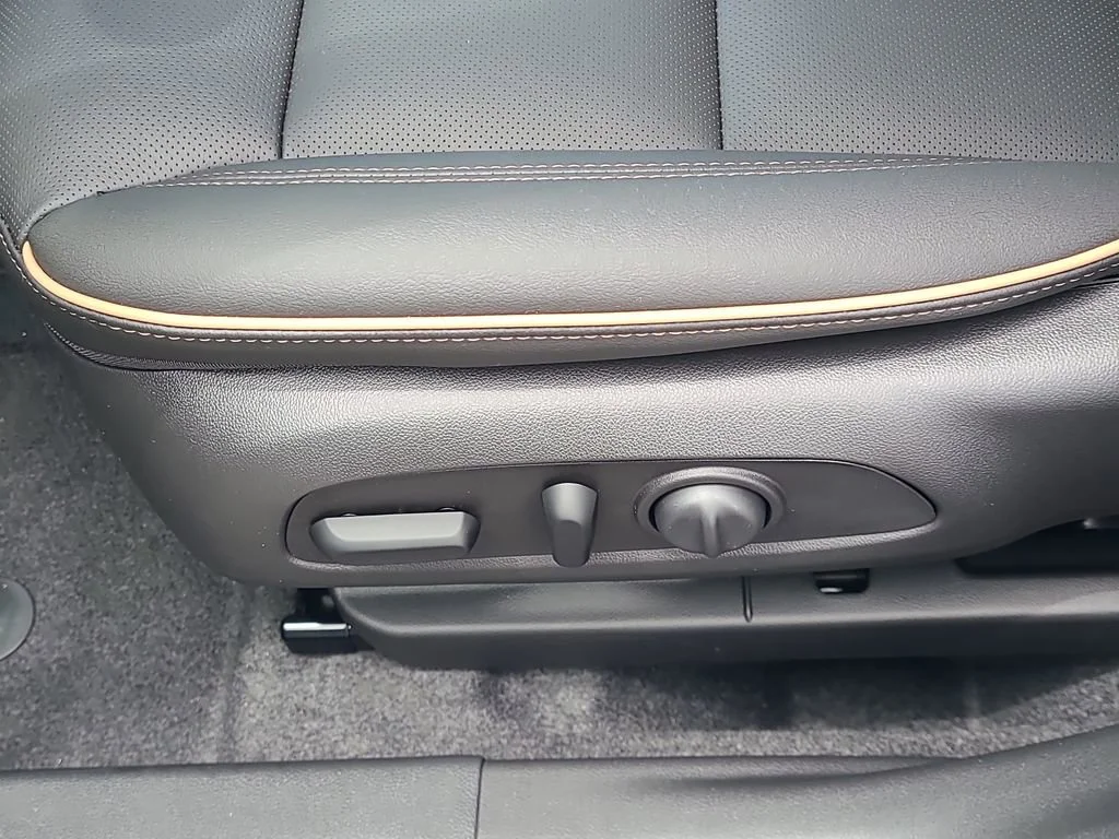 New 2026 Moonstone Gray Metallic Buick Avenir image 16