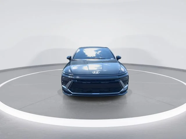 Used 2026 Gray Hyundai SEL Sport image 3