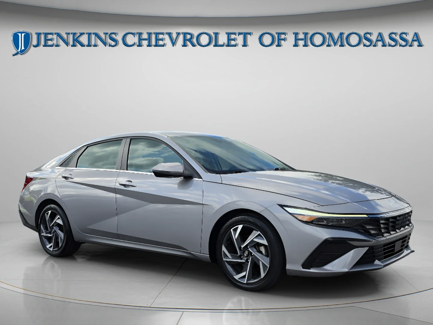 Used 2025 Fluid Metal Hyundai Limited image 2